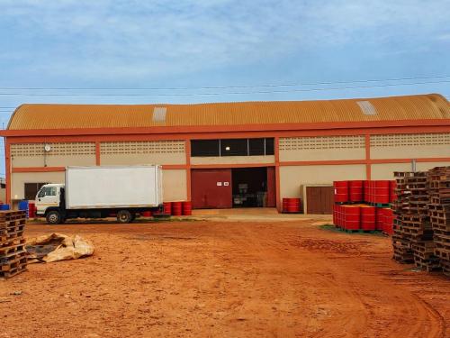 Belshaw Ltd - Painting of Production Building and Fencewall